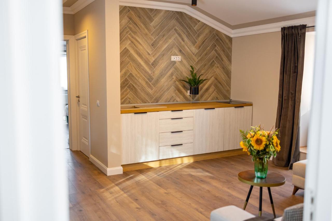 B59 Boutique Hotel Câmpulung Moldovenesc Eksteriør billede