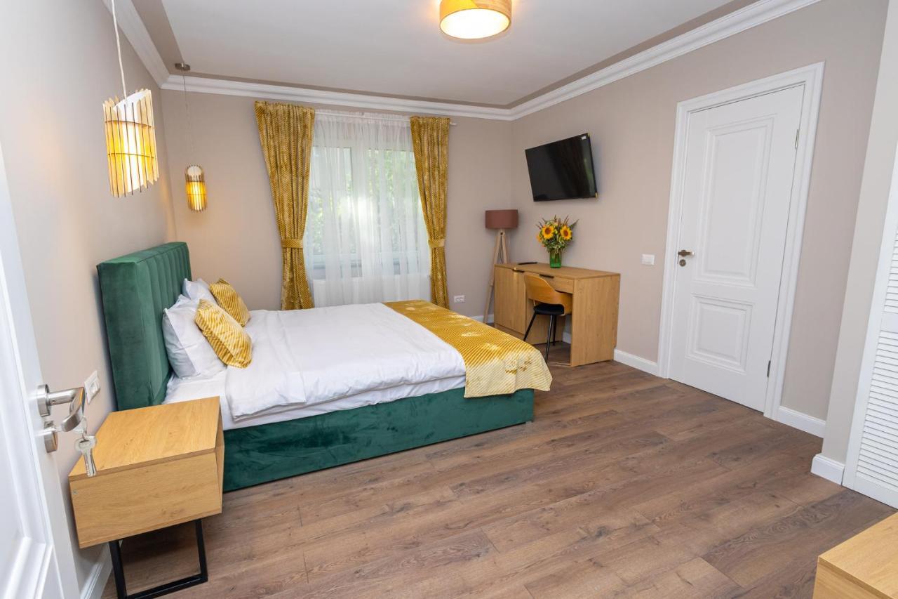 B59 Boutique Hotel Câmpulung Moldovenesc Eksteriør billede