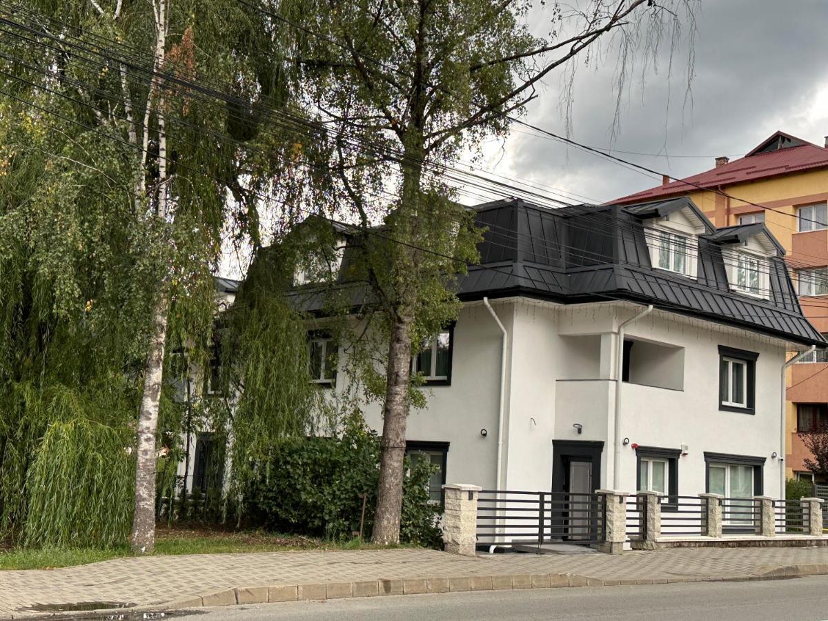 B59 Boutique Hotel Câmpulung Moldovenesc Eksteriør billede